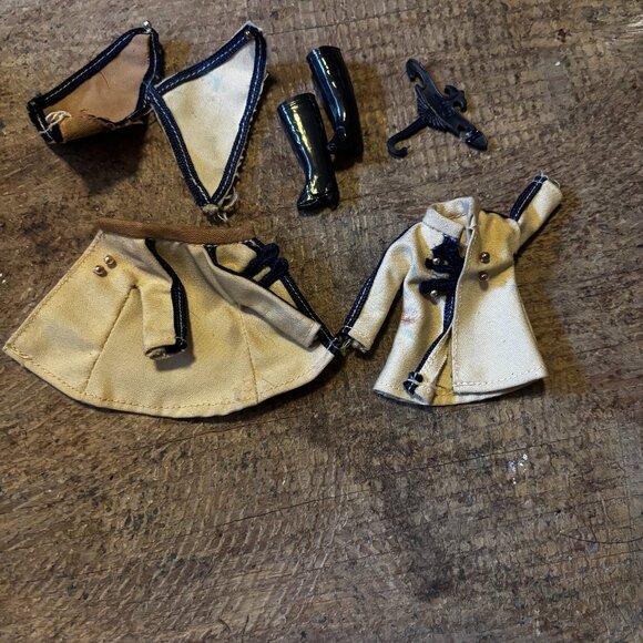 Topper Dawn doll clothes Singin in the Rain 724 2 coats 2 hats boots - Picture 1 of 2